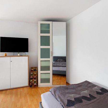 Charmante Stadtwohnung Im Zentrum Wiesbaden Esterno foto