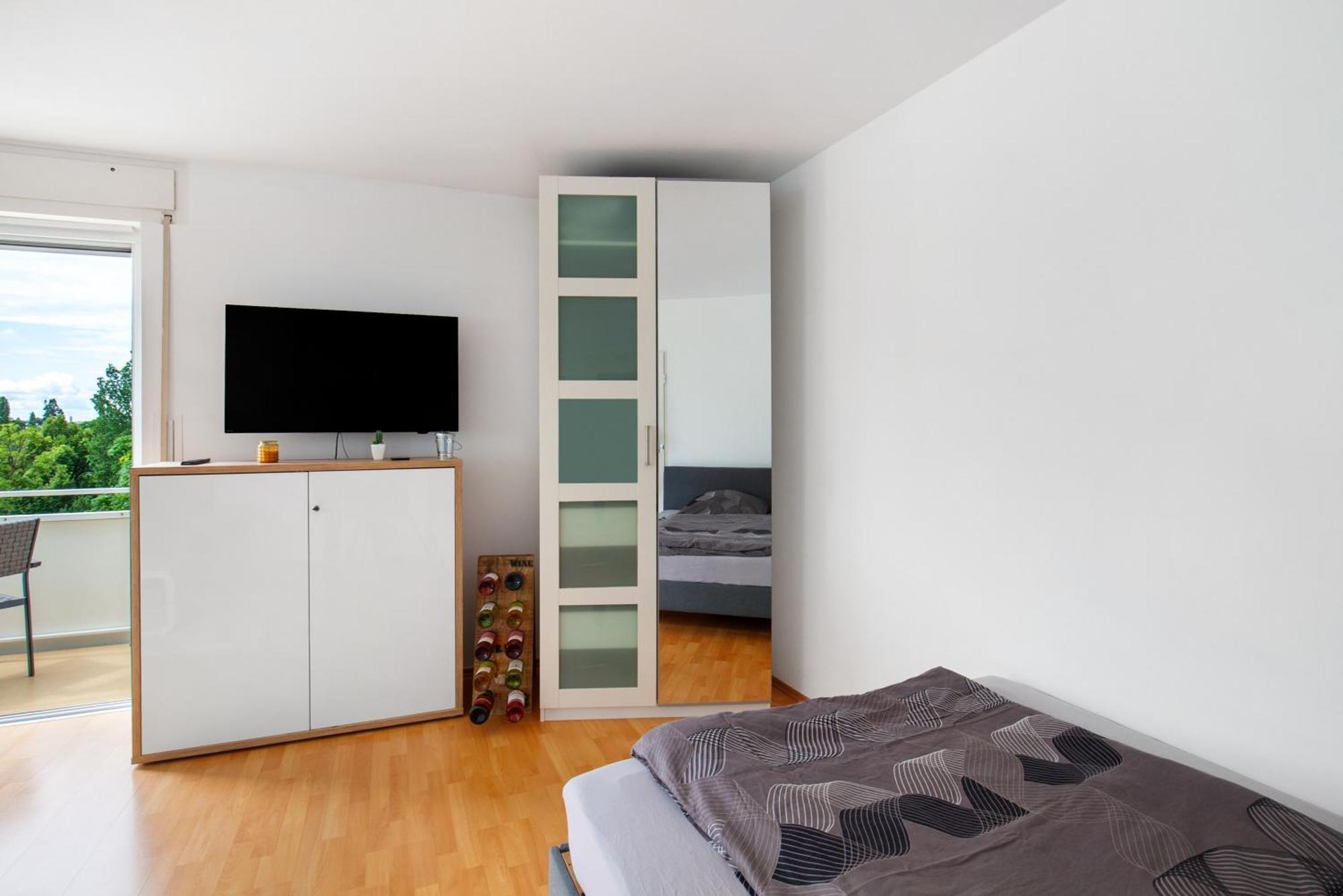 Charmante Stadtwohnung Im Zentrum Wiesbaden Esterno foto