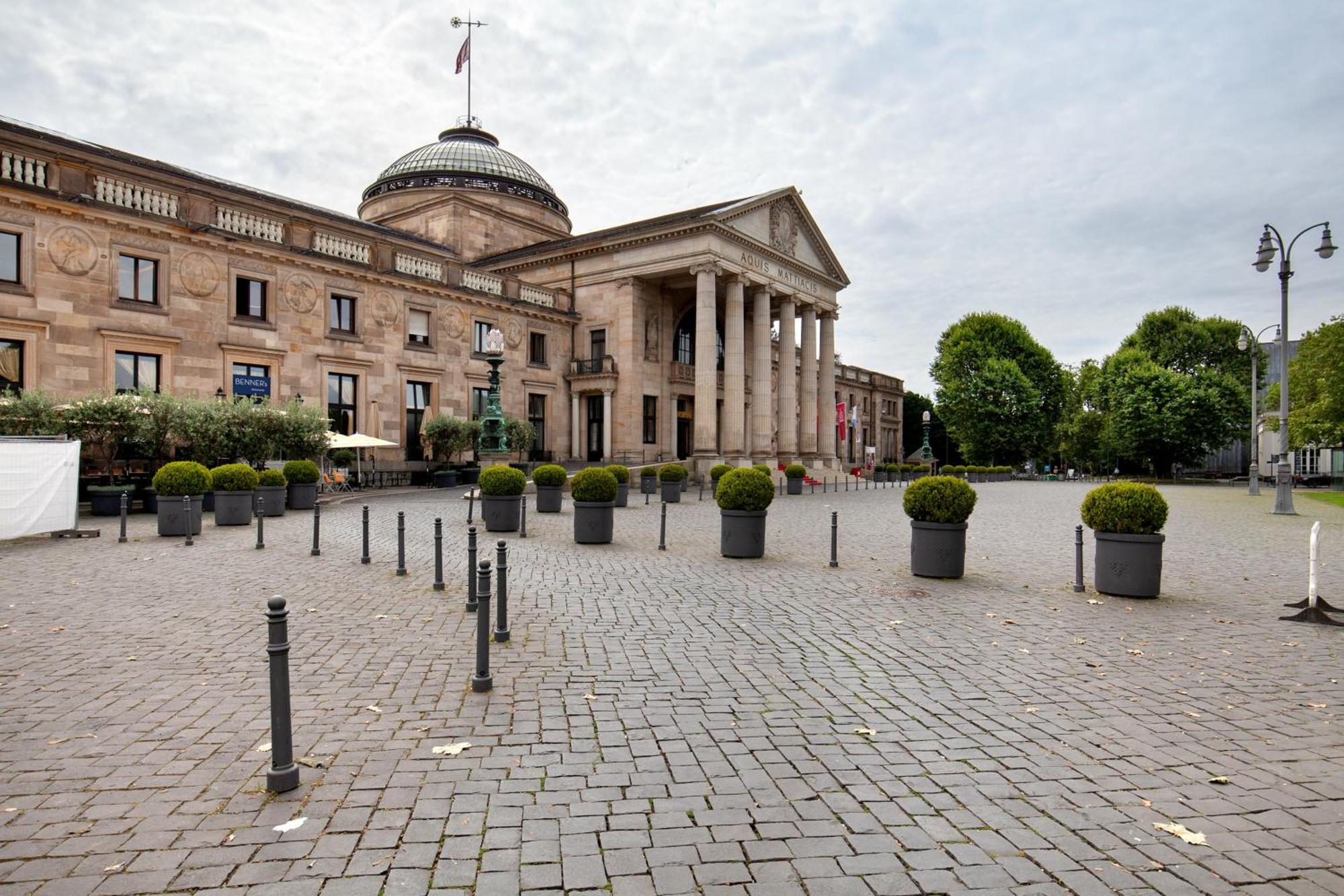Charmante Stadtwohnung Im Zentrum Wiesbaden Esterno foto