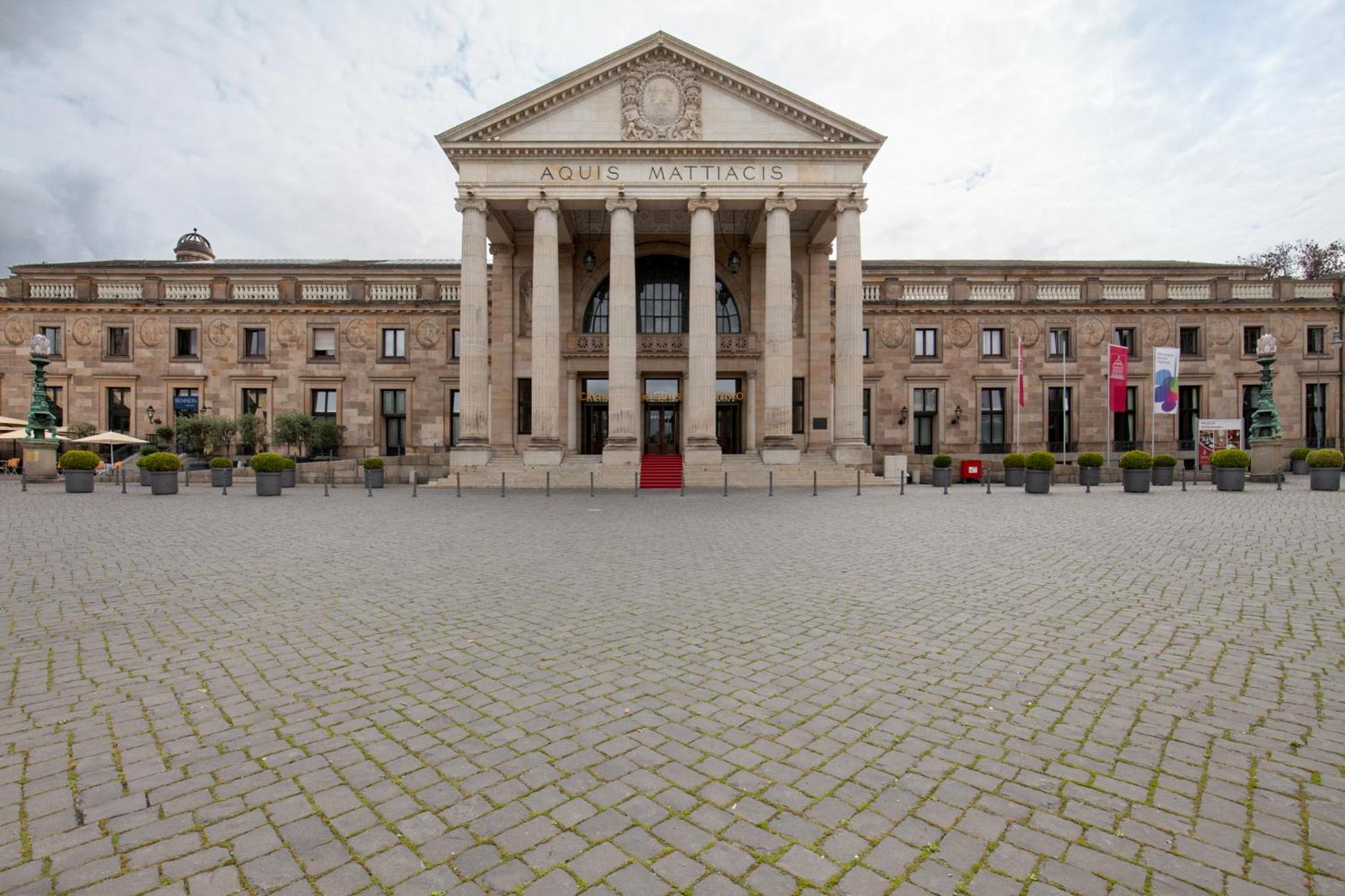 Charmante Stadtwohnung Im Zentrum Wiesbaden Esterno foto